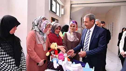 Dursunbey'de Göbül'de İlkve Orta Okul Vatandaştan