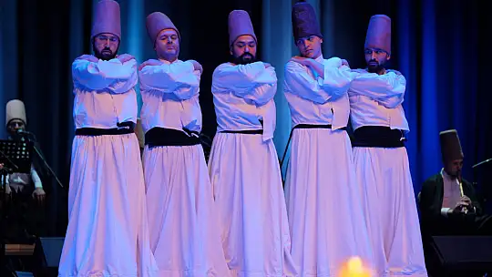 Mevlana'nın 752. Vuslat Yıl Dönümü Sanatla Maneviyatı Buluşturdu