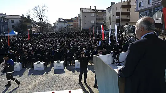 Dursunbey'de Doğalgaz Ateşi Yandı