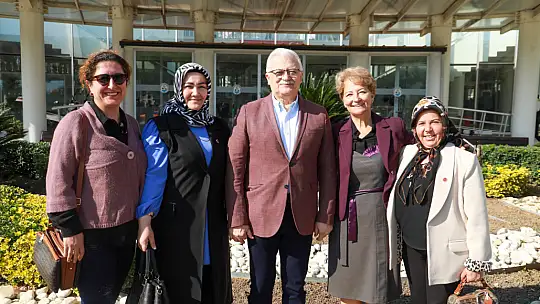 MUHTARLAR BURHANİYE BELEDİYESİNDE BİR ARAYA GELDİ