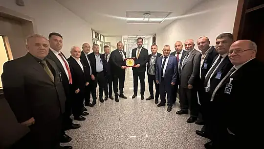 İzmir'deki Balıkesirlilerden Ankara Çıkarması