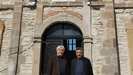 İvrindi'de 108 yıllık İlkokul Binası Restore Ediliyor