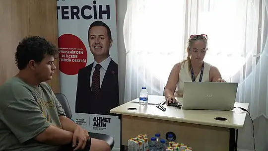 Büyükşehir'in Yakın Tercih Merkezleri'ne Gençlerden Yoğun İlgi