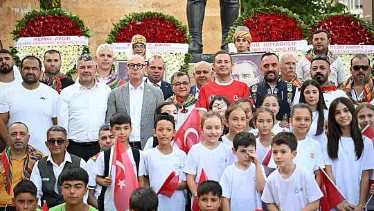 Akın: 'Altın kemer en büyük isteğimiz ve duamız'