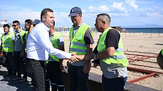 Sarımsaklı Plajı ziyaretçilerini bekliyor