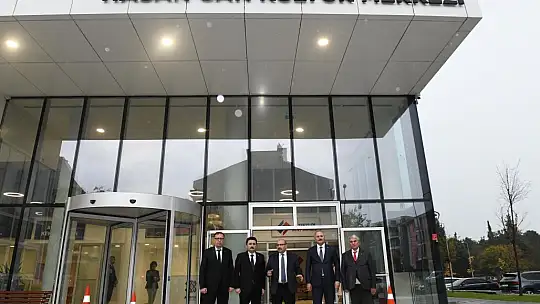 ALTIEYLÜL'ÜN VİZYON PROJELERİ VALİ USTAOĞLU'NDAN TAM NOT ALDI