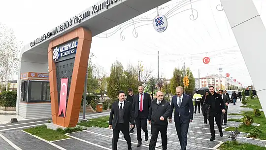 ALTIEYLÜL'ÜN VİZYON PROJELERİ VALİ USTAOĞLU'NDAN TAM NOT ALDI