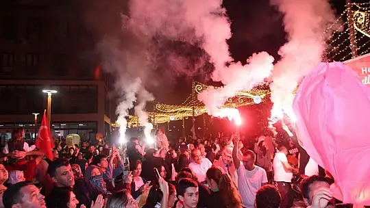 Altıeylül'de 100. Yıl Coşkusu