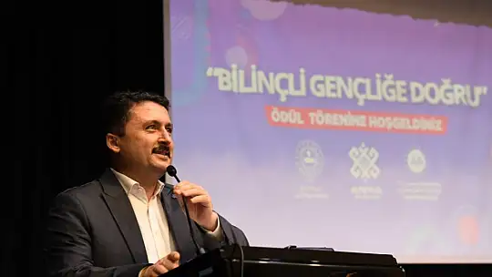 Altıeylül'de 'Bilinçli Gençliğe Doğru