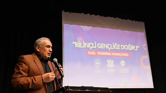 Altıeylül'de 'Bilinçli Gençliğe Doğru