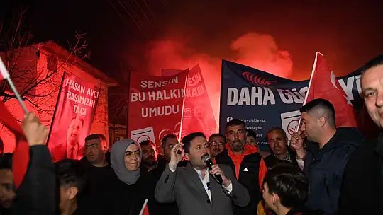 ALTIEYLÜLLÜ VATANDAŞLAR: 'BU SEVDA BİTMEZ'
