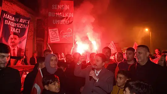 ALTIEYLÜLLÜ VATANDAŞLAR: 'BU SEVDA BİTMEZ'