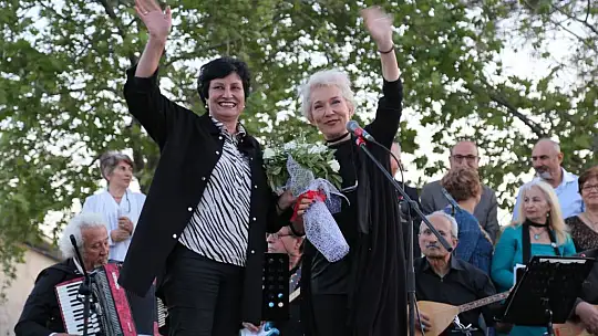 Edremit'te Anneler Günü Konserle Kutlandı