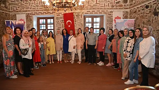 Karesi'de Anneliğe Hazırlık Eğitimi Sona Erdi