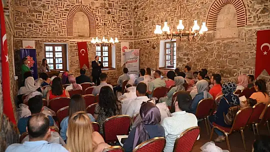 Karesi'de Anneliğe Hazırlık Eğitimi Sona Erdi