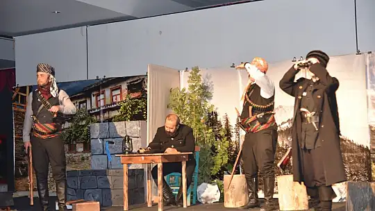 Asker Makbule Büyük Beğeni Aldı