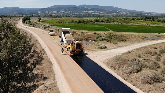 Kırsalda asfaltsız ve parkesiz yol kalmayacak