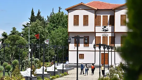 Karesi Atatürk Evi'ne Özel İlgi