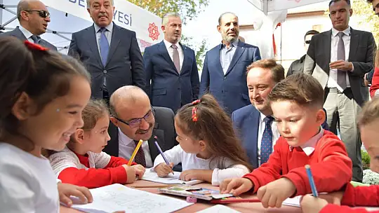 Cumhuriyetin 100. Yıldönümü Karesi Atatürk Evi'nde Kutlandı