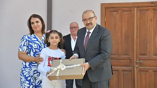 Cumhuriyetin 100. Yıldönümü Karesi Atatürk Evi'nde Kutlandı