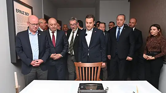 Başkan Akın'ın ilk ilçe ziyareti baba ocağı Gönen'e