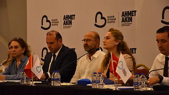 Büyükşehir, Ayvalık'ta Muhtarları Dinledi