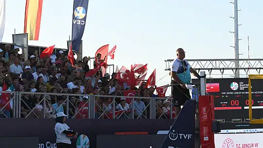 Balıkesir sahillerinde, plaj voleybolu rüzgârı esecek