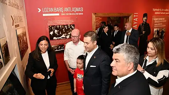 Çocuklar, 23 Nisan kutlamalarında doyasıya eğlendi