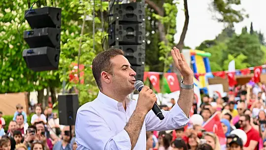 Çocuklar, 23 Nisan kutlamalarında doyasıya eğlendi