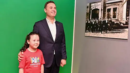 Çocuklar, 23 Nisan kutlamalarında doyasıya eğlendi