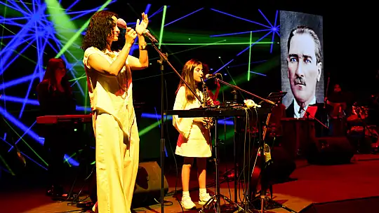 Balıkesir'de anneler ve çocuklarından benzersiz konser