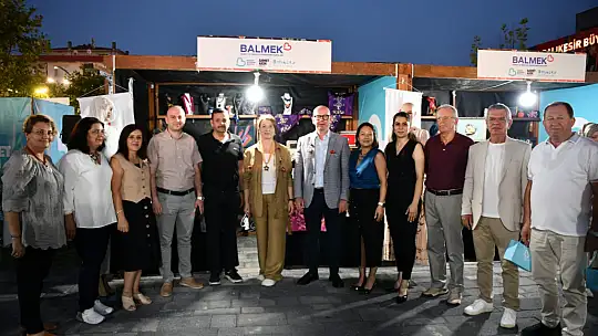 Balıkesir'de Kadın Emeği Çarşısı Kapılarını Açtı