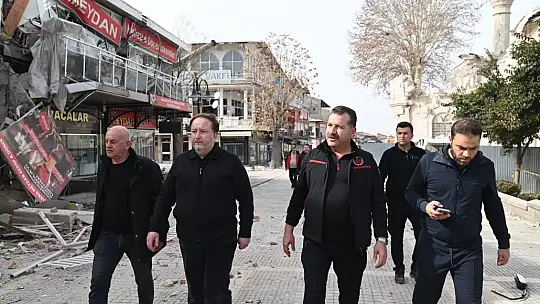 Başkan Orkan: 'Balıkesir Olarak Depremzedelerin Hizmetindeyiz'