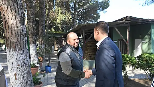 Başkan Akın, bayram ziyaretlerinde...