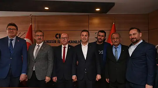Başkan Akın, bayram ziyaretlerinde...