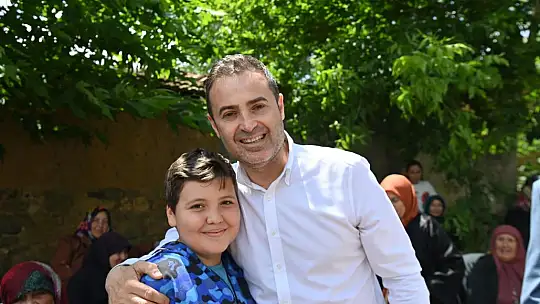 Başkan Akın, hayırlarda vatandaşlarla bir araya geldi