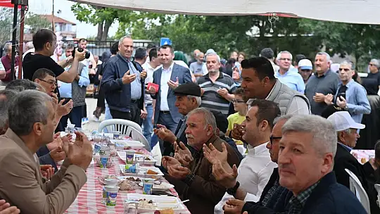Başkan Akın, hayırlarda vatandaşlarla bir araya geldi