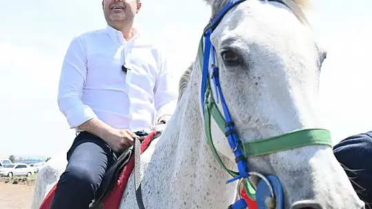 Başkan Akın, hayırlarda vatandaşlarla bir araya geldi