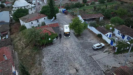 Başkan Akın'ın ulaşım hizmeti üç mahalleye nefes aldırdı
