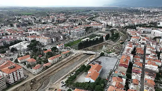 Büyükşehir, Edremit'in değerine değer katıyor