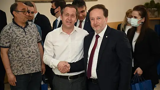 Karesi Ailesi Bayramlaştı