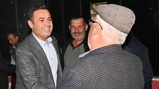 Başkan Ahmet Akın, hemşehrilerinin bayramını kutladı
