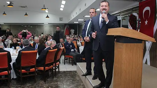 Balıkesir ittifakı İzmir'de iftarda buluştu