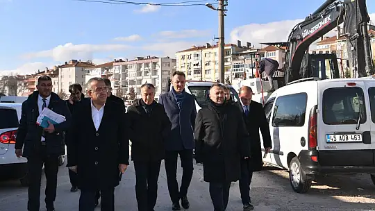 Karesi Petrol Ofisi yıkılıyor, Çay Deresi bitiyor!
