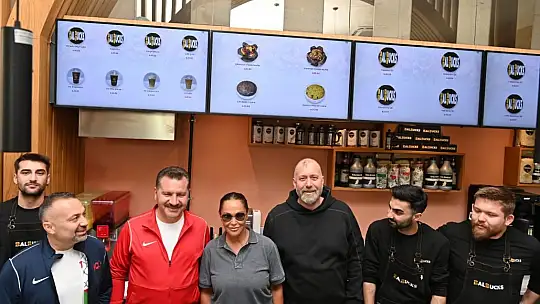 Hülya Avşar da 'BALBUCKS'ı tercih etti