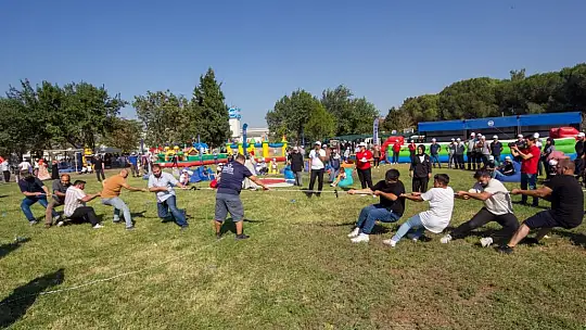 Best 2 Bin Çalışanıyla Piknik Yaptı