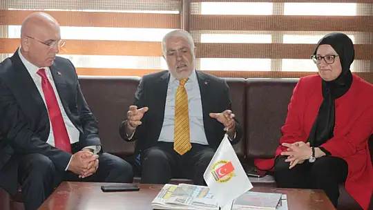 Ak Parti Kurmayları Cemiyeti Ziyaret Etti