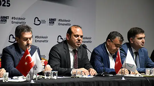 Büyükşehir'in Düzenlediği Toplantı Muhtarları Bir Araya Getirdi