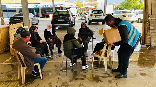 Büyükşehir Belediyesi 107 araç, 242 personelle deprem bölgesinde