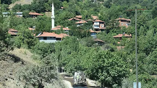 Büyükşehir, Bigadiç'in Yanında